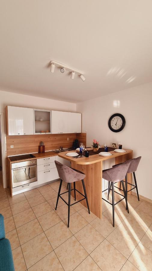 Apartmani Palma Novalja Dış mekan fotoğraf