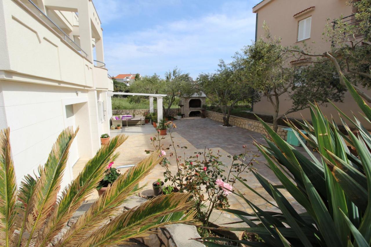 Apartmani Palma Novalja Dış mekan fotoğraf
